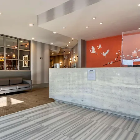 Best Western Plus Vancouver Airport Hotel-3